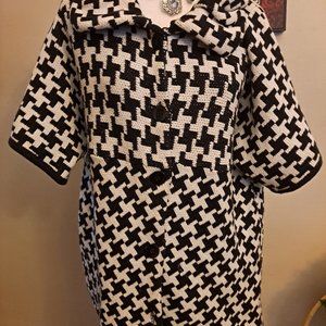 Ladies Sweater Jacket, Short Sleeves, Black & White, Size P/XL